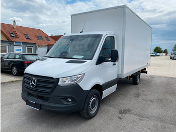 شاحنة بصندوق مغلق MERCEDES-BENZ Sprinter 319