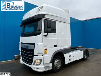 مقطورة السحب DAF XF 440