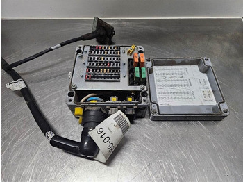 النظام الكهربائي LIEBHERR