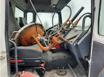 شاحنة صهريج Renault MIDLINER M210 GAS / LPG: صورة 4