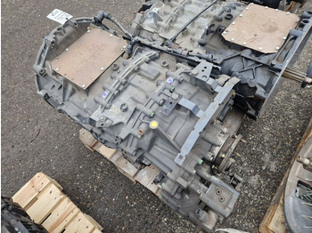 صندوق التروس ZF