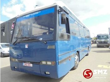 حافلة الضواحي