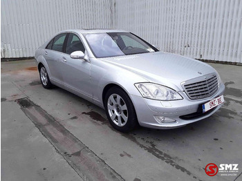 سيارة MERCEDES-BENZ