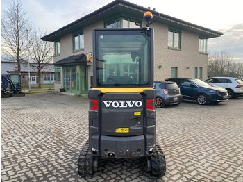 حفار صغير Volvo EC 18 E MIETE / RENTAL (12001517): صورة 4
