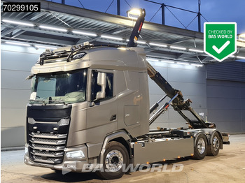 شاحنة برافعة خطافية DAF XG 530
