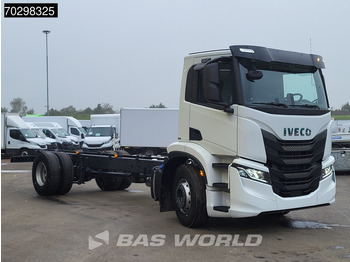 تأجير Iveco S-Way 340 4X2 NEW! Chassis Automatic LED Navi ACC Euro 6 Iveco S-Way 340 4X2 NEW! Chassis Automatic LED Navi ACC Euro 6: صورة 3 تأجير Iveco S-Way 340 4X2 NEW! Chassis Automatic LED Navi ACC Euro 6 Iveco S-Way 340 4X2 NEW! Chassis Automatic LED Navi ACC Euro 6: صورة 3
