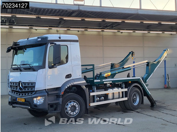 شاحنة لودر انزلاقي MERCEDES-BENZ Arocs