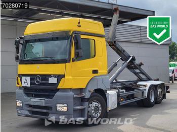 شاحنة برافعة خطافية MERCEDES-BENZ Axor 2543