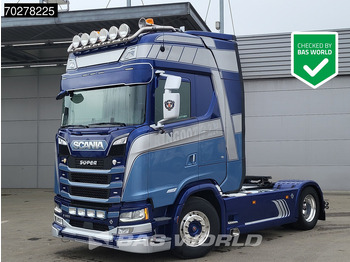 مقطورة السحب SCANIA S 520