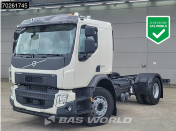 شاحنة بهيكل معدني للمقصورة VOLVO FE 320
