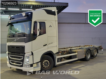 ناقلة حاويات/ شاحنة حاويات VOLVO FH 540