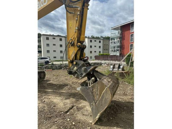 حفار زاحف Kobelco SK210LC-11: صورة 4