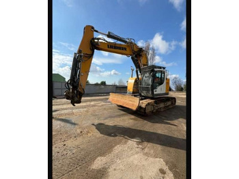 حفار زاحف LIEBHERR R 926
