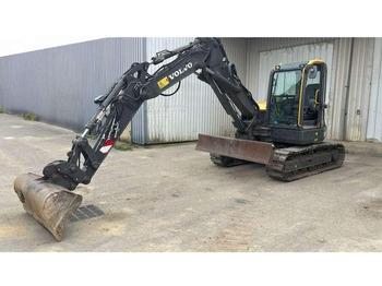 حفار زاحف VOLVO ECR88D