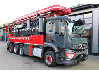 فراغ شاحنة MERCEDES-BENZ Arocs 3246