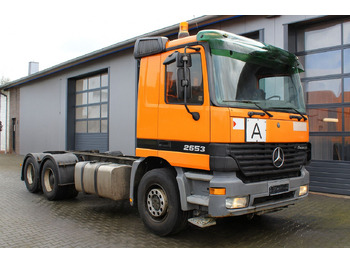 شاحنة بهيكل معدني للمقصورة MERCEDES-BENZ Actros 2653