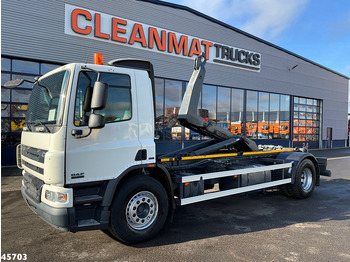 شاحنة برافعة خطافية DAF CF 65 250