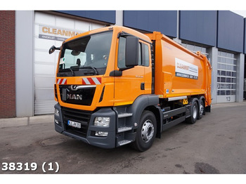شاحنة قمامة MAN TGS 26.320