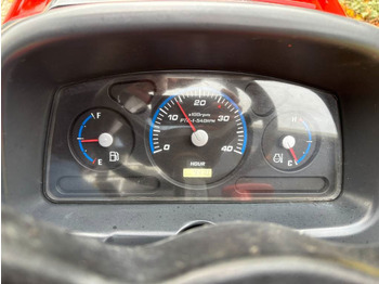 جرار صغير Kioti CK 3310 HST: صورة 5 جرار صغير Kioti CK 3310 HST: صورة 5