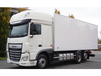 شاحنة ذات مبرد DAF XF 450