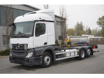 ناقلة حاويات/ شاحنة حاويات MERCEDES-BENZ Actros 2545