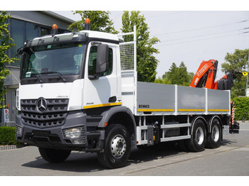 شاحنة كرين MERCEDES-BENZ Arocs 2633 flatbed truck / Crane FASSI F155A.0.23 / REMOTE CONTROL / 230,000 km: صورة 2