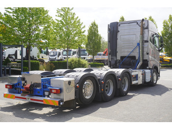 شاحنة كرين VOLVO FH16 750 8x4x4 / 750 HP! / Frame 685 cm / Steered 4th axle: صورة 5 شاحنة كرين VOLVO FH16 750 8x4x4 / 750 HP! / Frame 685 cm / Steered 4th axle: صورة 5