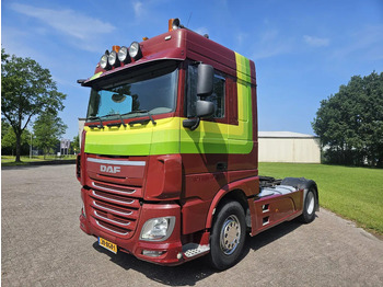 مقطورة السحب DAF XF 460