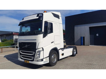 رأس تريلا VOLVO FH