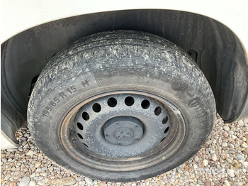 شاحنة توصيل مغلقة 2019 Peugeot Partner Cargo Van: صورة 4