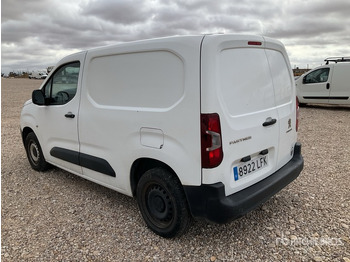 شاحنة توصيل مغلقة 2019 Peugeot Partner Cargo Van: صورة 3