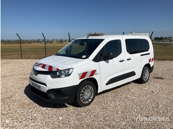 حافلة صغيرة TOYOTA Proace