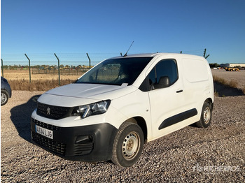 شاحنة توصيل مغلقة PEUGEOT Partner