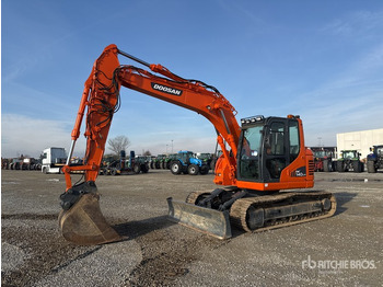 حفار زاحف DOOSAN DX140LCR-3