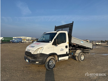 شاحنة قلاب IVECO Daily 35c11