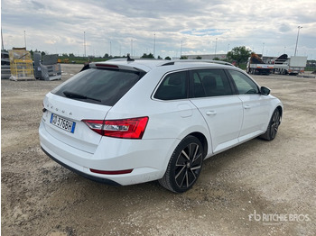 سيارة 2020 Skoda Superb Wagon 2.0 TDI EVO 150CV EXECUTIVE Automobile: صورة 4