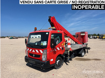 منصة محمولة مثبتة على الشاحنة RENAULT Maxity 130