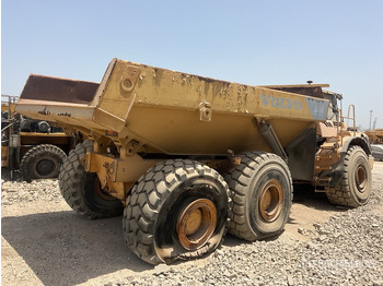 شاحنة مفصلية 2006 Volvo A40D (Inoperable) Articulated Dump Truck: صورة 3