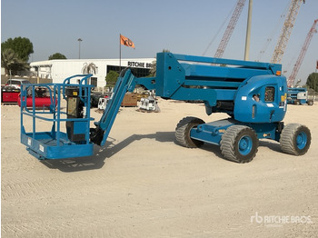 مرفاع مفصلي JLG