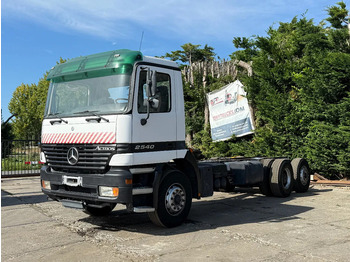 شاحنة بهيكل معدني للمقصورة Mercedes-Benz ACTROS 2540 V6 6X2 Chassis Spring/Air EPS 3 Pedal: صورة 2 شاحنة بهيكل معدني للمقصورة Mercedes-Benz ACTROS 2540 V6 6X2 Chassis Spring/Air EPS 3 Pedal: صورة 2