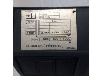 هيكل السيارة الخارجية - معدات المناولة Cover for Jungheinrich: صورة 4 هيكل السيارة الخارجية - معدات المناولة Cover for Jungheinrich: صورة 4