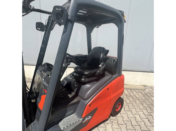 رافعة شوكية تعمل بالغاز Linde H18T (391-01) EVO: صورة 4