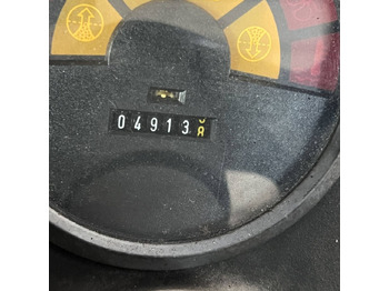 رافعة شوكية تعمل بالغاز Linde H30T (351): صورة 5