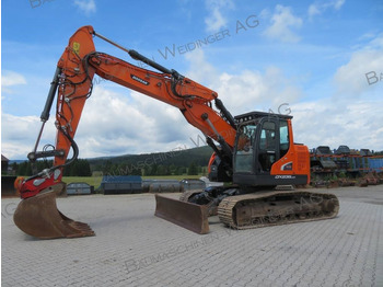 حفار زاحف DOOSAN DX235LCR-5