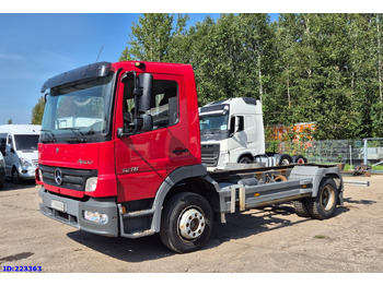 شاحنة بهيكل معدني للمقصورة MERCEDES-BENZ Atego 1218