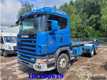 شاحنة بهيكل معدني للمقصورة SCANIA 124