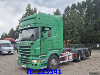 شاحنة بهيكل معدني للمقصورة SCANIA R 620