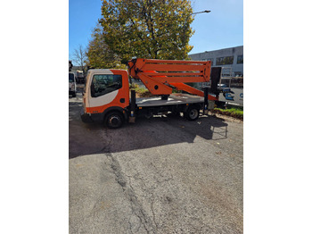 منصة محمولة مثبتة على الشاحنة