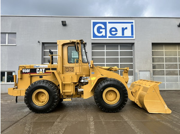 اللودر بعجل CATERPILLAR 950F