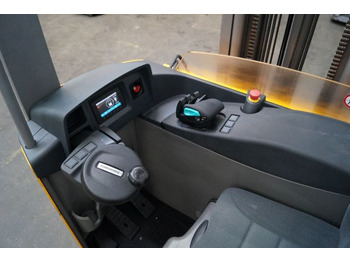 رافعة شوكية للوصول للأماكن الضيقة Jungheinrich ETV214: صورة 3 رافعة شوكية للوصول للأماكن الضيقة Jungheinrich ETV214: صورة 3